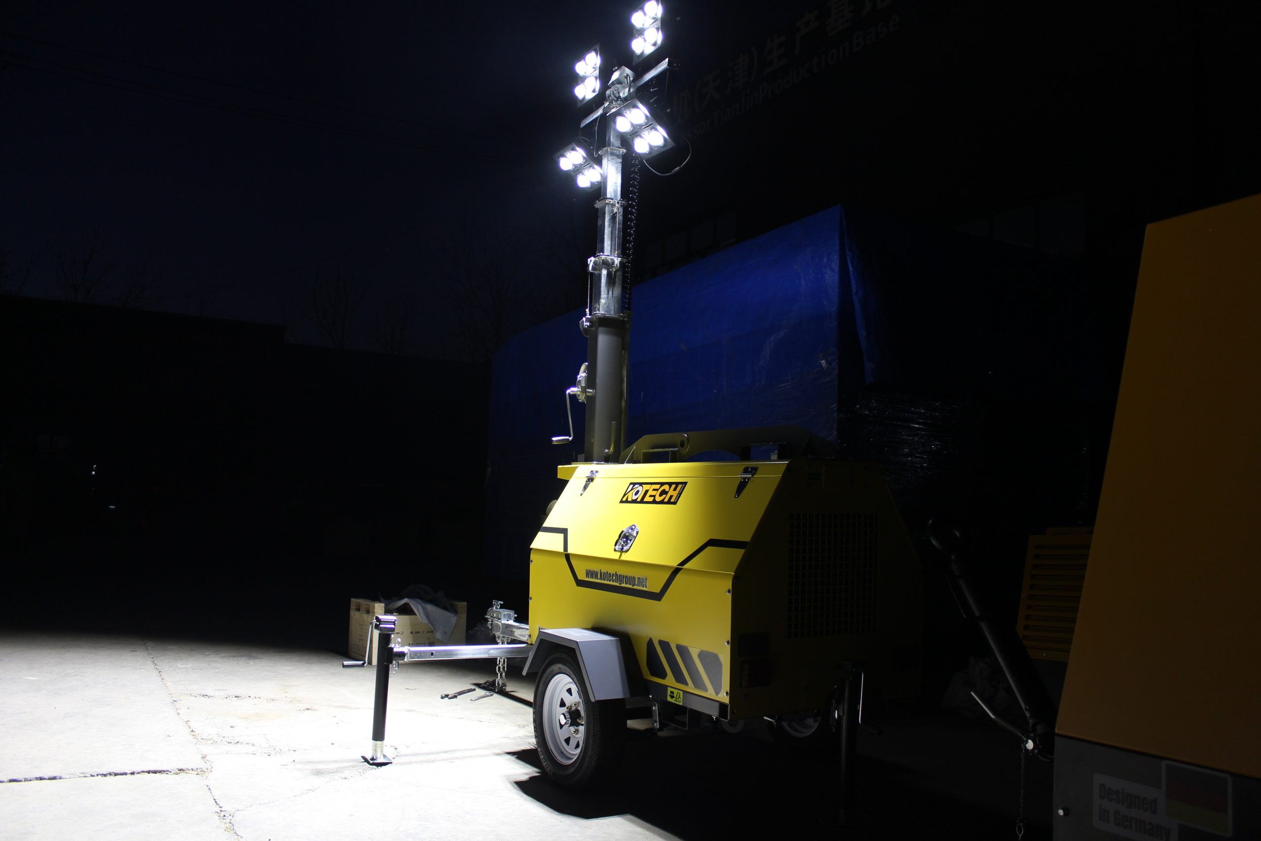 Light tower in worksites